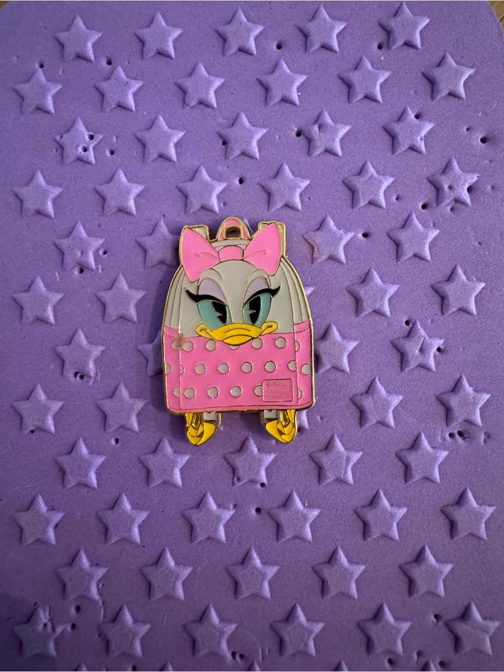 Loungefly Daisy Duck suitcase Enamel Pin